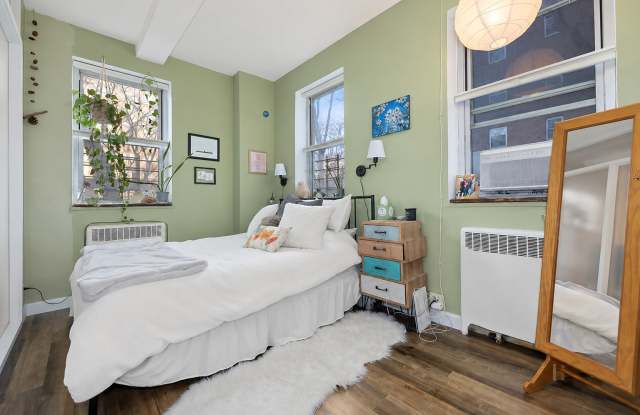 500 Grand St - 500 Grand Street, Brooklyn, NY 11211