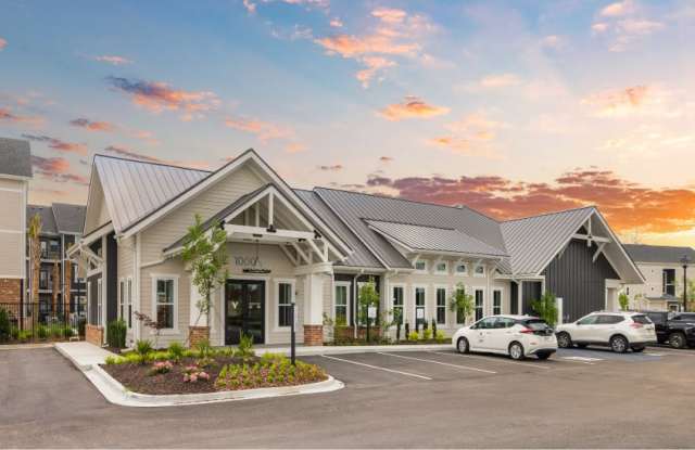 Riverchase Vista Gallery 3