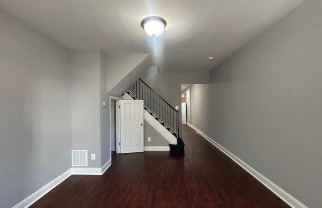 2800 Winchester Street photos photos