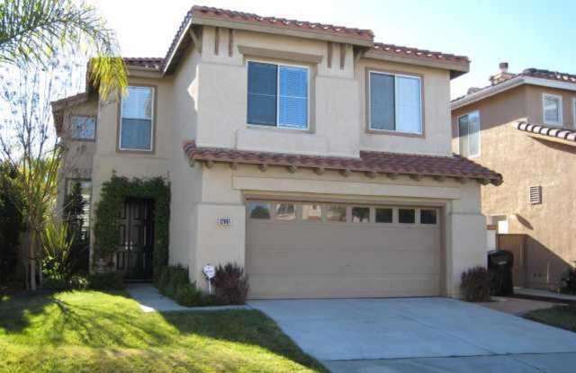 Scripps 3br plus loft garage yard granite kitchen TEXT 210-862-6066 photos photos