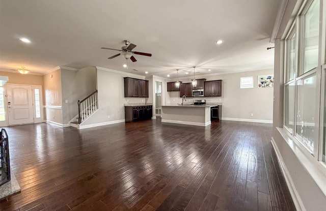 1073 Wessex Dr Gallery 4