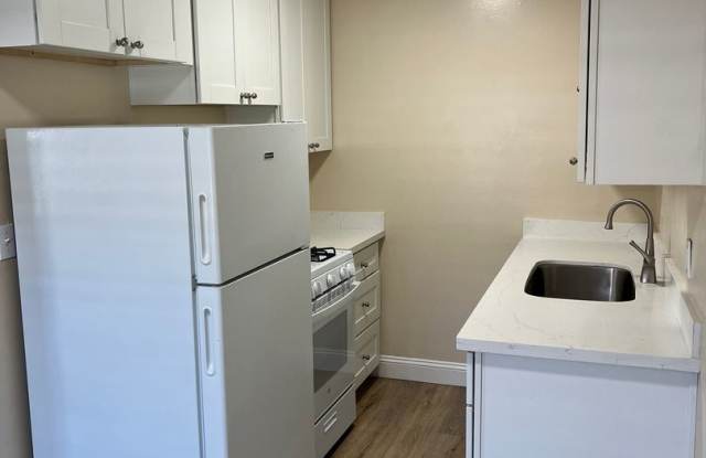Across the street from SJSU! Updated 1 bedroom 1 bath apartment in gated community photos photos
