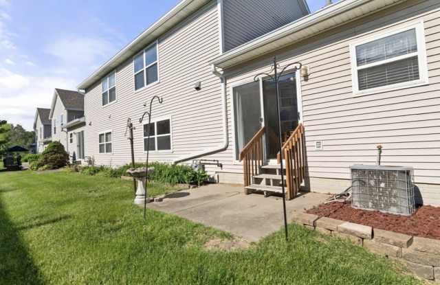 1137 Northwest Prairie Ridge Drive Gallery 4