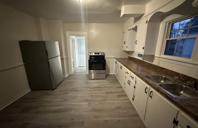 126 Westwood Ave photos photos