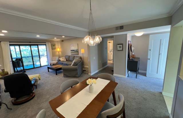 2 Bed 2 Bath In Rossmoor (Furnishings Included) Gallery 3