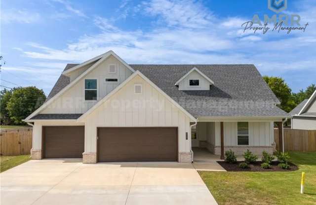 New Beginnings Start At AMRR: Beautiful Newer Construction Home in Prairie Grove Gallery 1