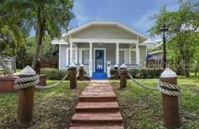 1922 CANTON STREET photos photos