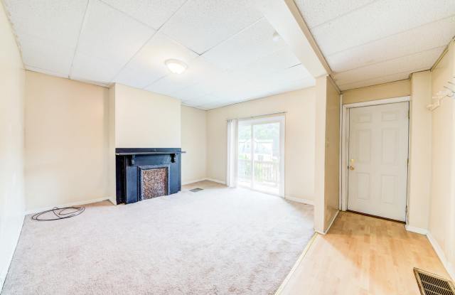 Available August 2024 - 3 Bedroom Home w/ Central AC  Spacious Yard! - 2614 South 18th Street, Pittsburgh, PA 15210