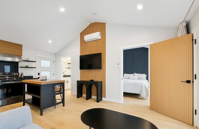 26552-2 Royale Dr photos photos