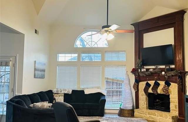 5525 Smokethorn Drive Gallery 4