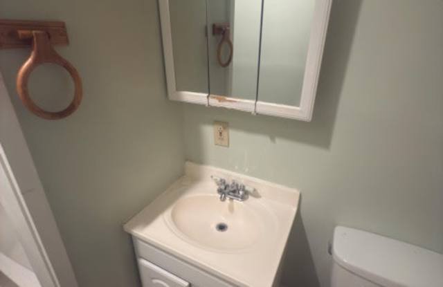 3 Cutler Street, Apt 3, Worcester, MA 01604 Gallery 4