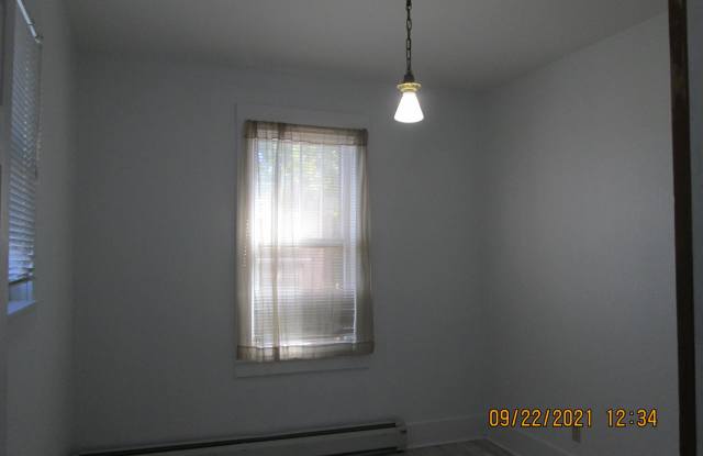 1210 San Pedro Gallery 2