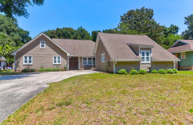 938 Regatta Road photos photos