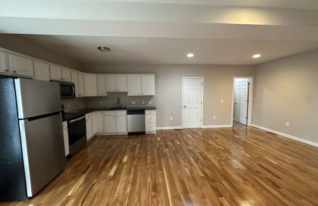 180 Spring St photos photos