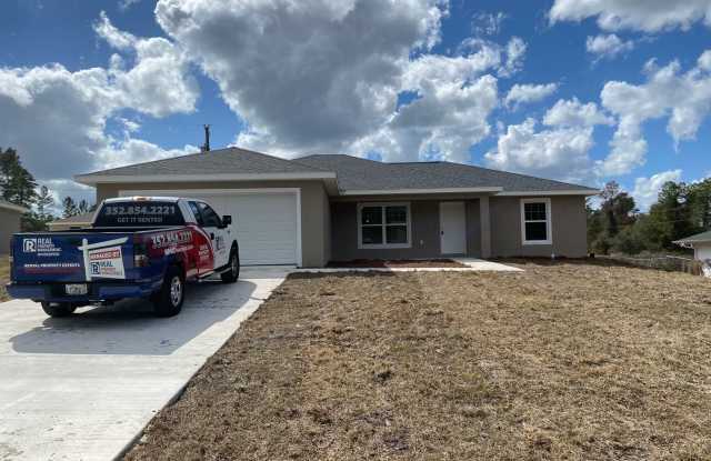 Custom Home - Desirable SW Ocala Neighborhood 3/2/2 **Won't Last** - 16690 Southwest 21st Avenue Road, Marion County, FL 34473 Custom Home - Desirable SW Ocala Neighborhood 3/2/2 **Won't Last** - 16690 Southwest 21st Avenue Road, Marion County, FL 34473