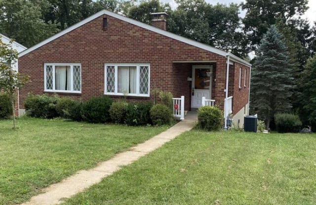 19 Pioneer Avenue photos photos