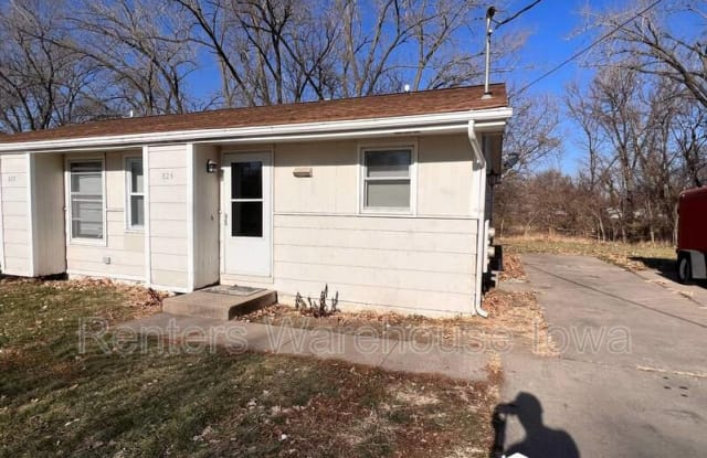 824 Hartford Ave photos photos