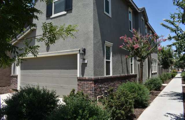 1441 Bianchi Lane photos photos