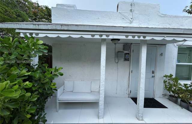 551 NW 41st St photos photos 551 NW 41st St photos photos