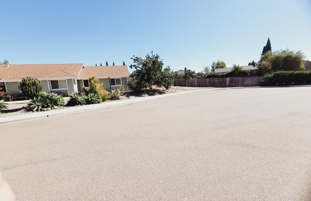 4555 Mariners Bay - 4555 Mariners Bay, Oceanside, CA 92057