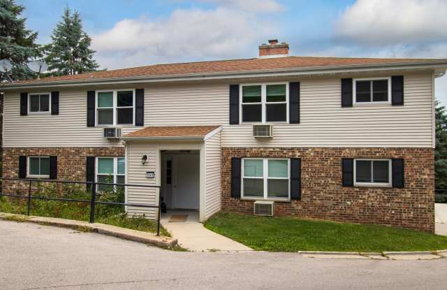 1933 Fairview Drive - A photos photos