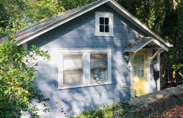 17 Cobb Ter - 17 Cobb Terrace, Chapel Hill, NC 27514
