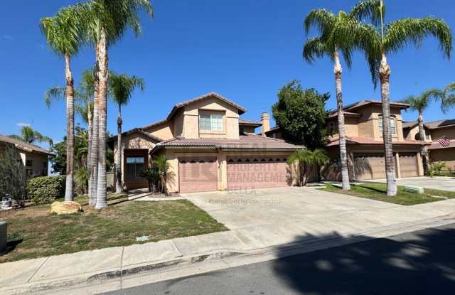 Beautiful Tuscany Hills Home with Pool, Spa & Panoramic Views Gallery 1