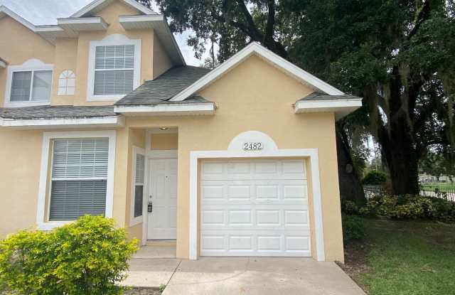 Corner Unit 3 Bedroom, 2.5 Bath Townhome in Kissimmee! photos photos