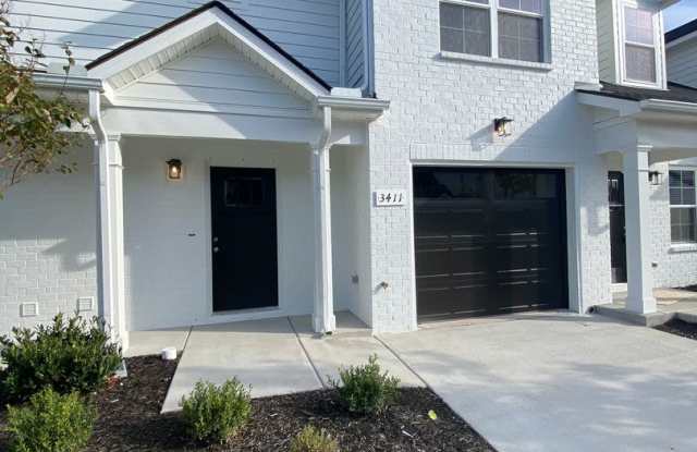 3 BD 3.5 BA 1 Car Garage Great Location Like New Townhome! photos photos