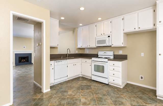865 Violet Ct Gallery 4