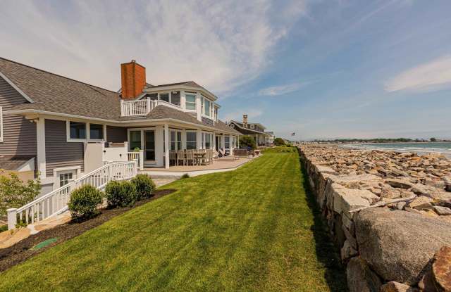 2326 Ocean Boulevard photos photos
