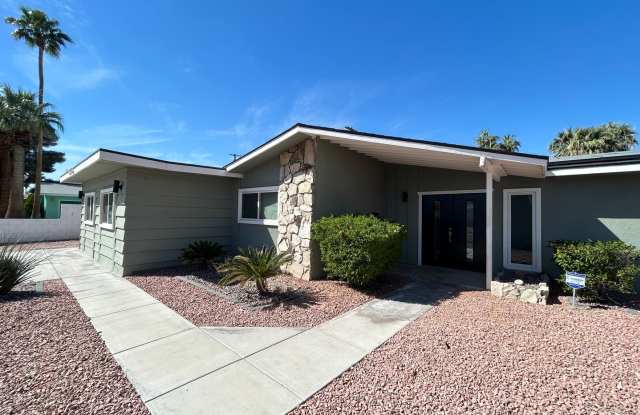 Mid-Century Modern Gem in Historic Paradise Palms! photos photos