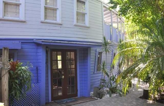 425 N OSPREY AVENUE Gallery 2