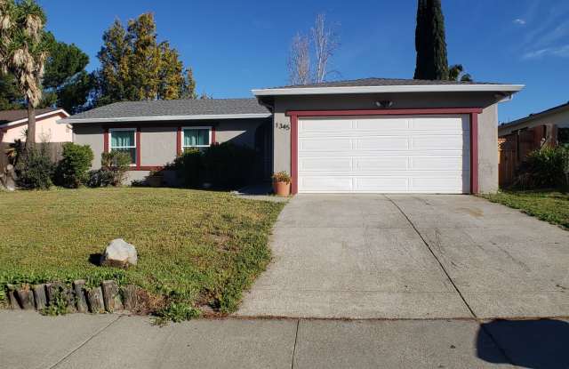 Freshly remodeled 3 bedroom, 1 bath home photos photos