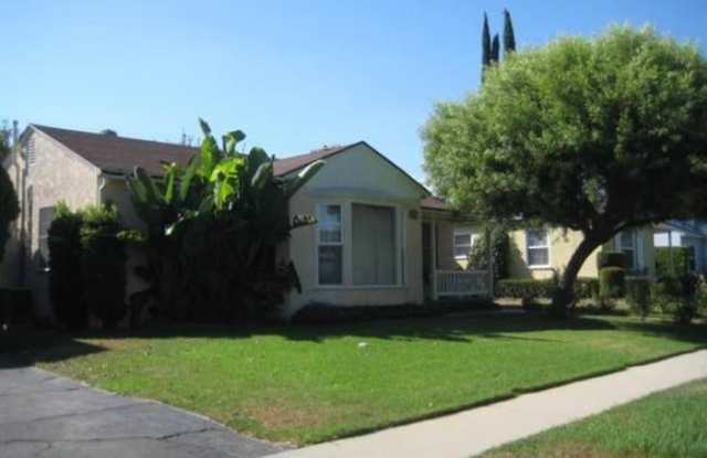 Completely Renovated 2 Bedroom, 1 Bathroom Lake Balboa Home! Ready for Move-In! photos photos