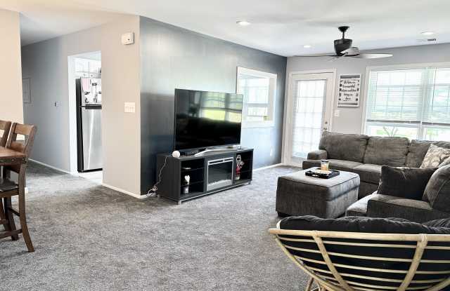 326 Sequoia Court Gallery 2