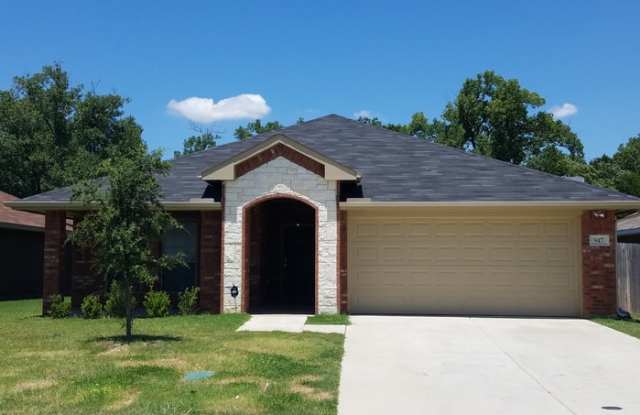 947 Ranch Road - 947 Ranch Road, Dallas, TX 75253