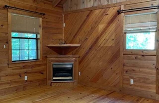RUSTIC LOG CABIN Gallery 4