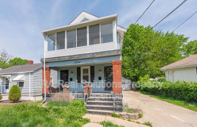 5724 Luhn Avenue photos photos