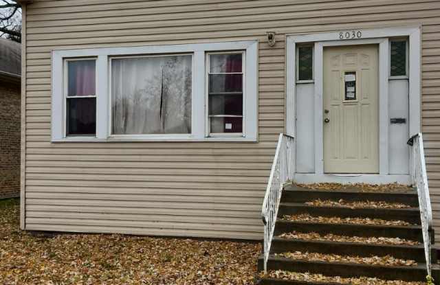 8030 South Constance Avenue - 1 photos photos