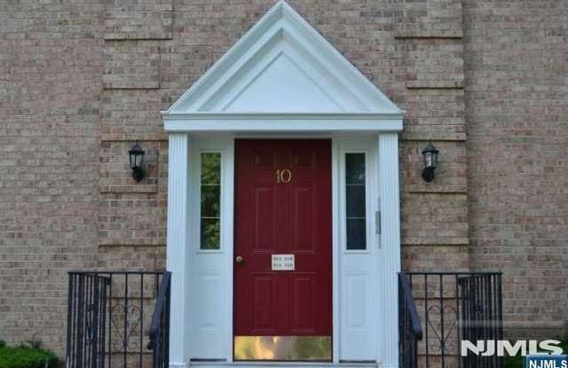 10 S Irving Street Gallery 2