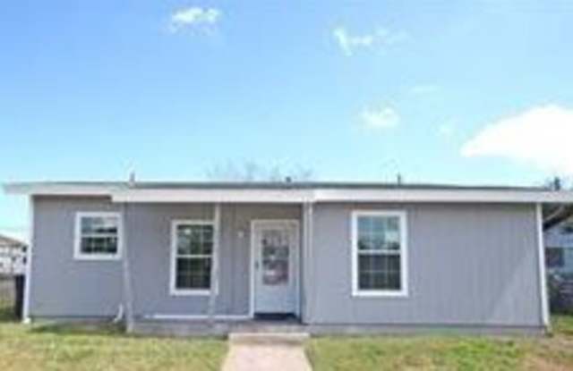 4702 Rogerson Drive - 4702 Rogerson Drive, Corpus Christi, TX 78415 4702 Rogerson Drive - 4702 Rogerson Drive, Corpus Christi, TX 78415