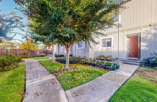 27 Front Street - 27 Front Street, Healdsburg, CA 95448