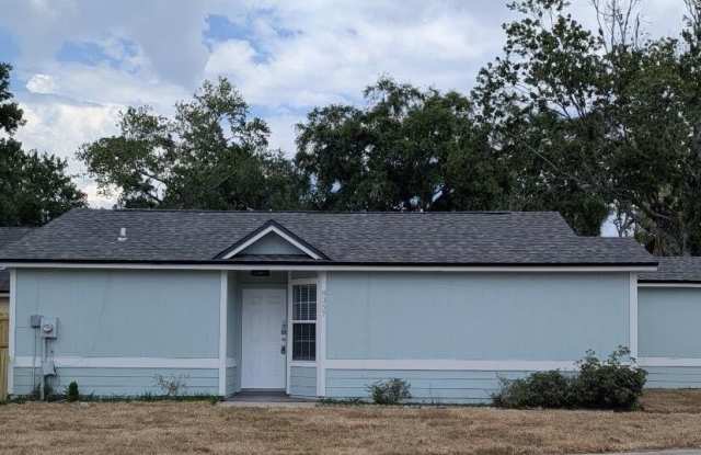 8357 ARGYLE CORNERS Court photos photos