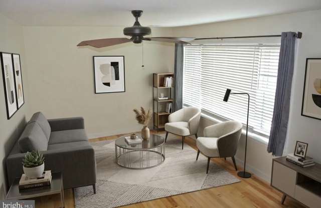 6 COBBLESTONE Drive Gallery 3