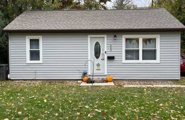 2BR Across the street from Campus! photos photos