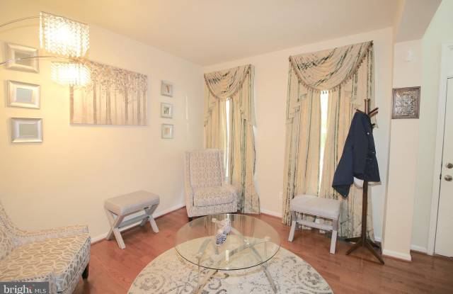 15230 LORD CULPEPER COURT Gallery 3