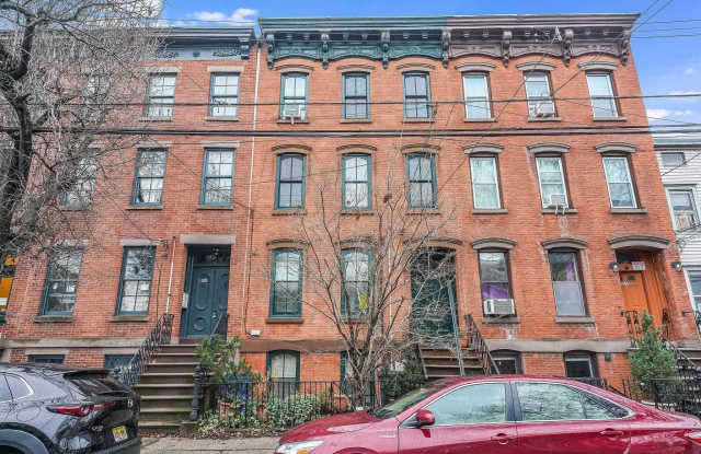 273 7TH ST - 273 7th Street, Jersey City, NJ 07302