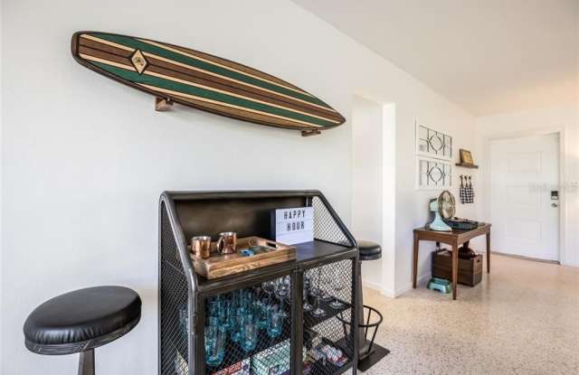 2473 DAVIS BOULEVARD Gallery 4