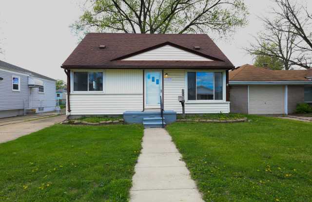 24535 Brittany Ave photos photos